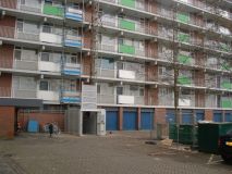 2. Opstelling bouwlift en containers.jpg